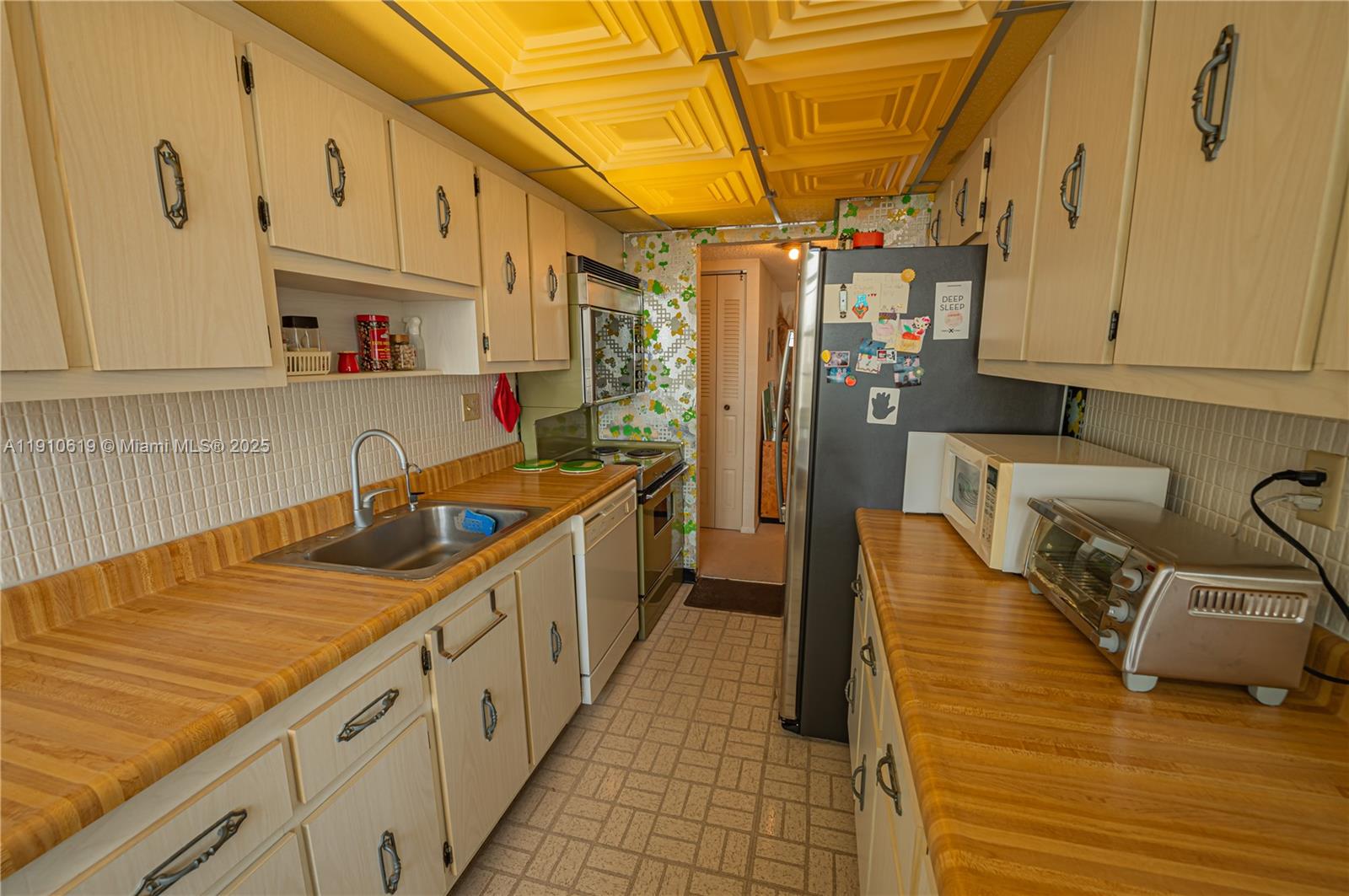 See details 1917 2 / 2 1488 sq. ft. $ 2025-11-08 0 Photo