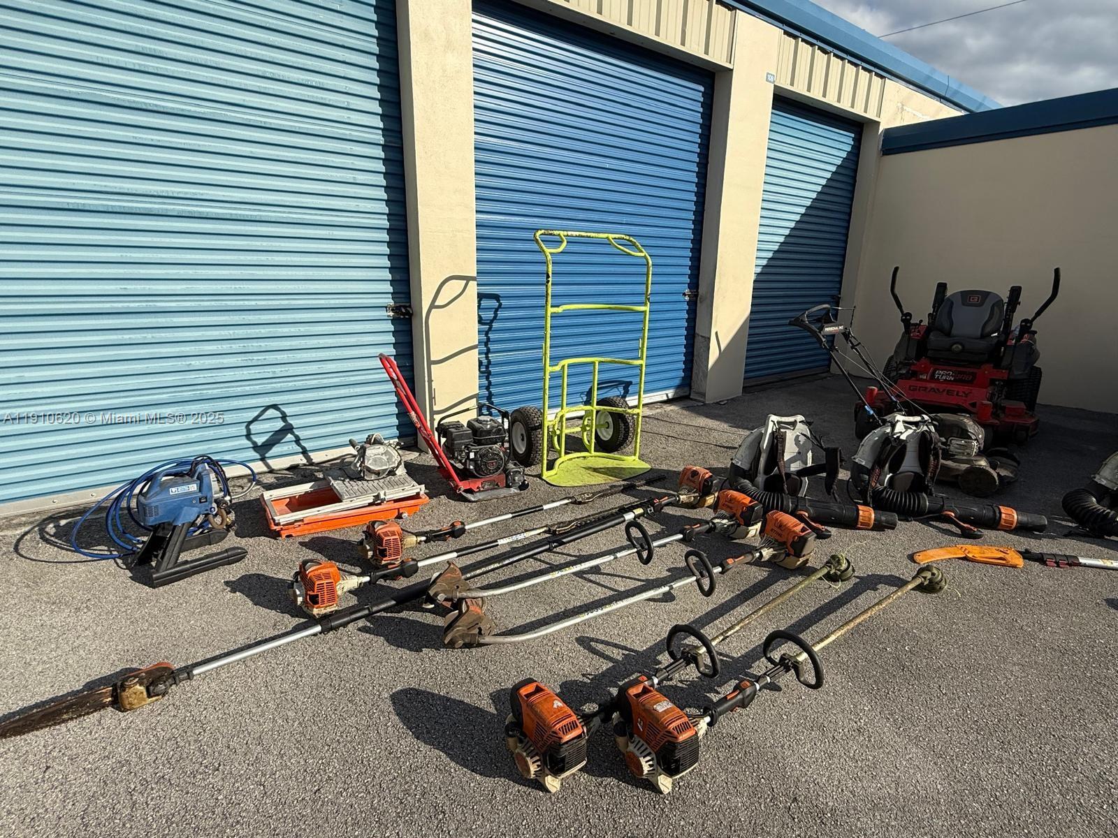 Подробнее / кв.футов $ 2025-11-08 0 Фото