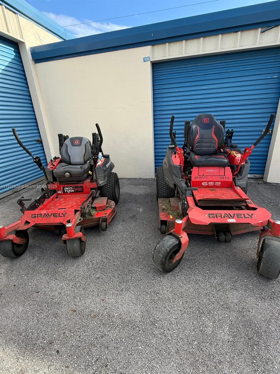 Подробнее / кв.футов $ 2025-11-08 0 Фото