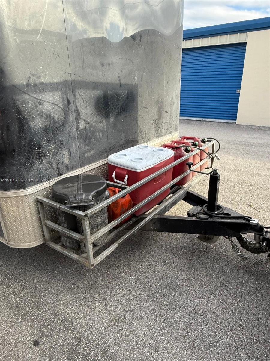 Подробнее / кв.футов $ 2025-11-08 0 Фото