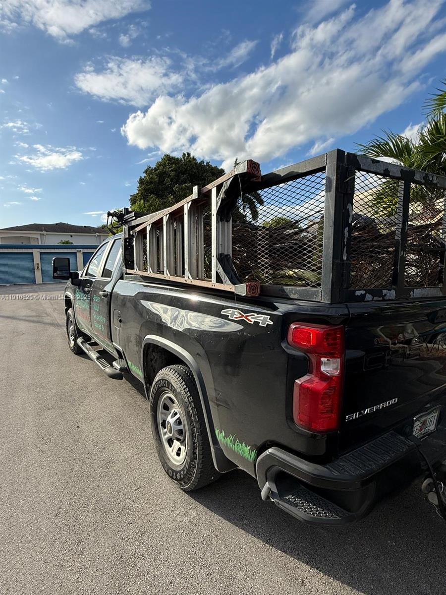 Подробнее / кв.футов $ 2025-11-08 0 Фото