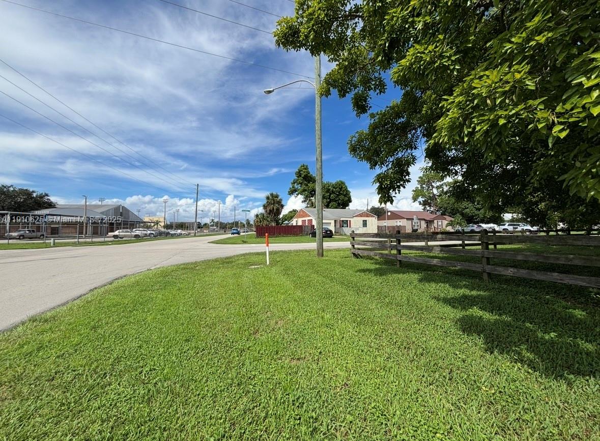 Подробнее / кв.футов $ 2025-11-08 0 Фото