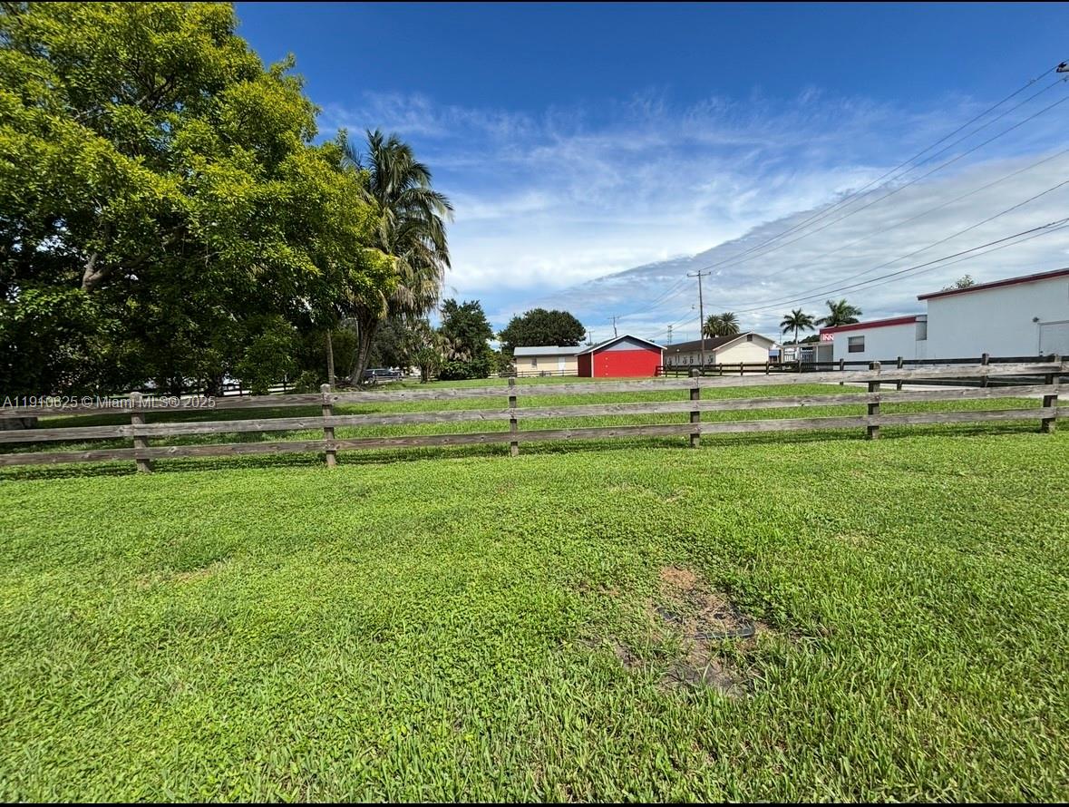 Подробнее / кв.футов $ 2025-11-08 0 Фото