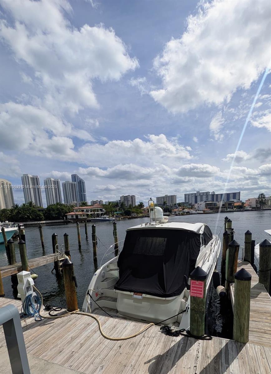   /   sq. ft. $ 2025-11-08 0 Photo