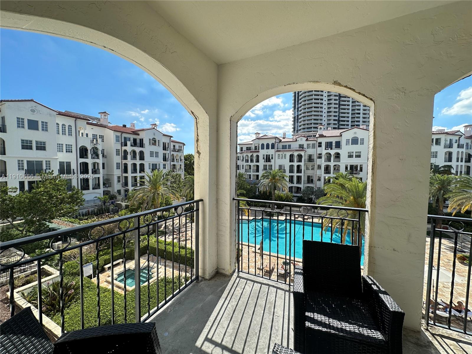 B-303 2 / 2 1820 sq. ft. $ 2025-11-08 0 Photo