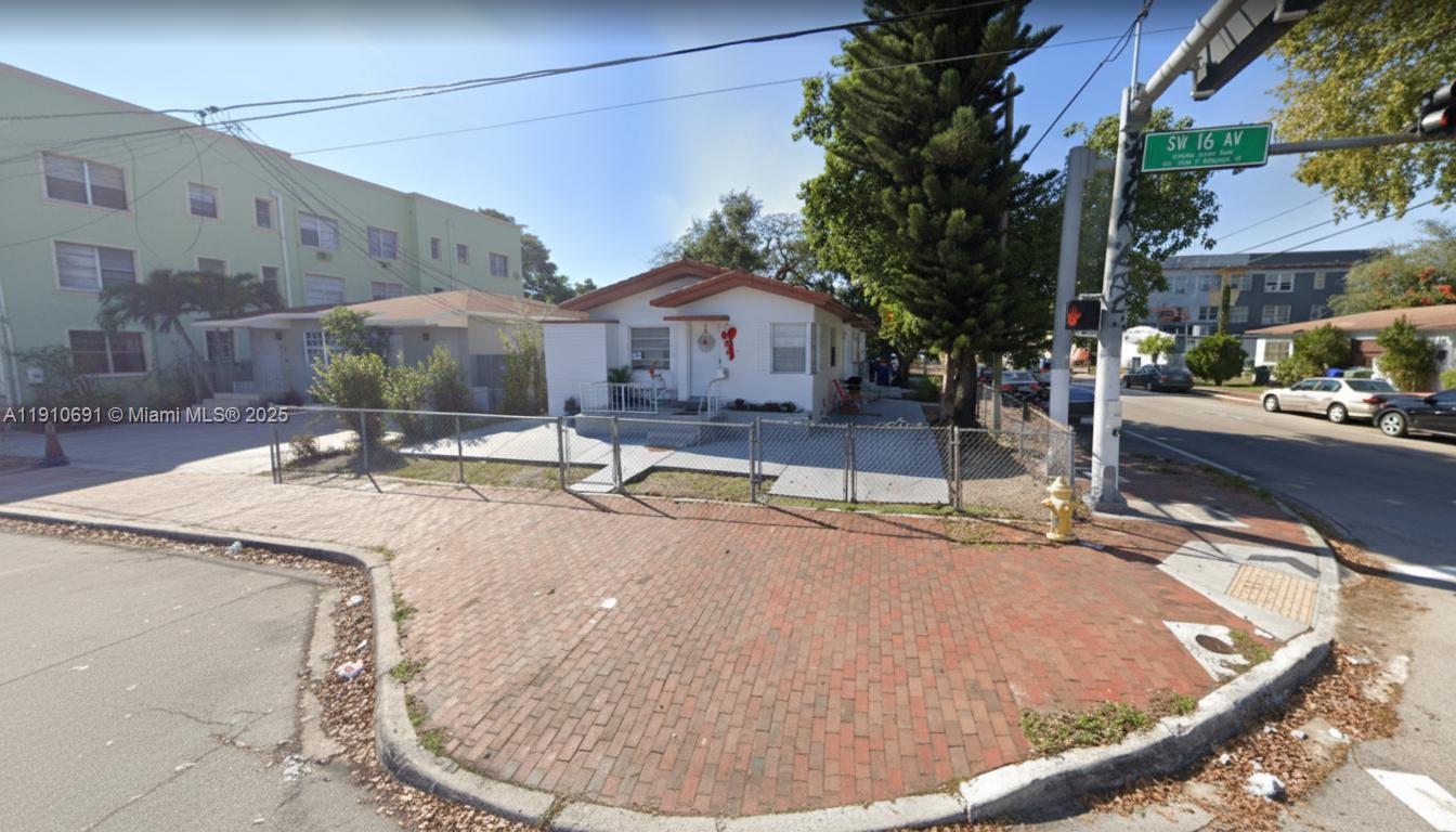 See details / sq. ft. $ 2025-11-08 0 Photo