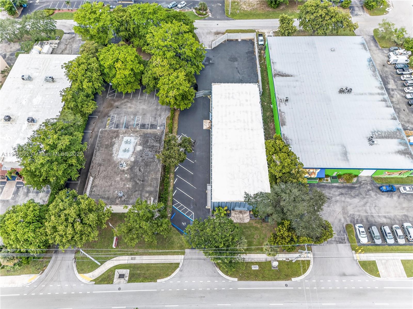 Подробнее / кв.футов $ 2025-11-08 0 Фото