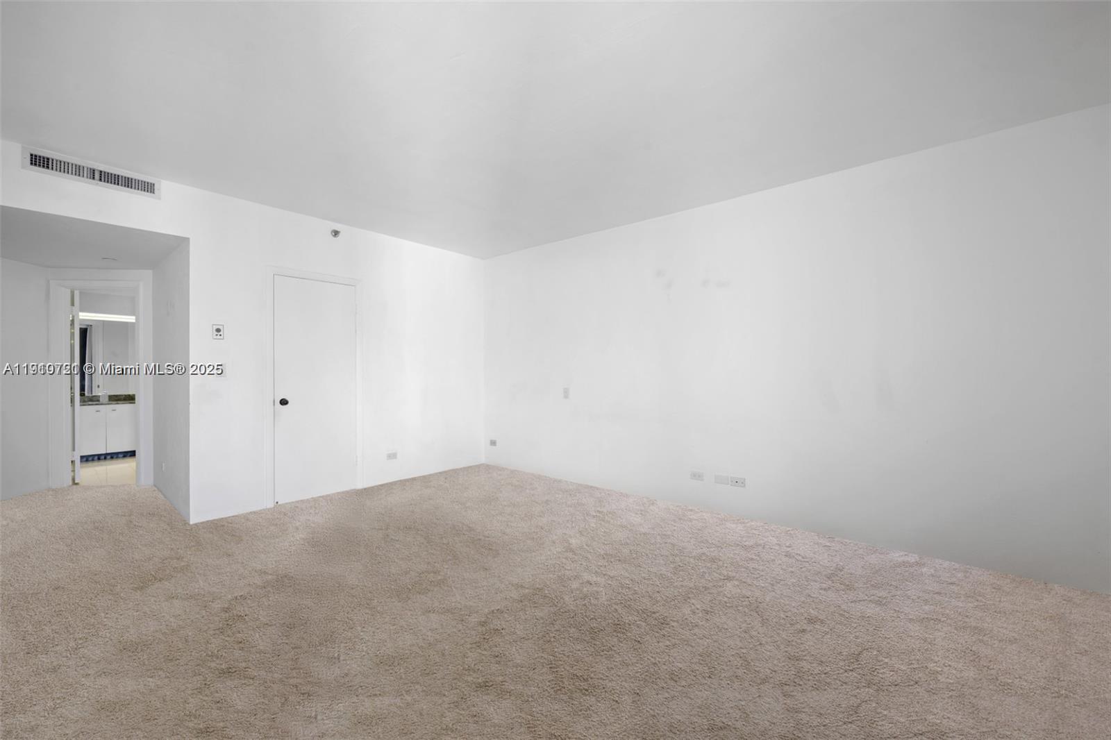 Photo of 20191 Country Club Dr #2603, Aventura, Florida, 33180 -