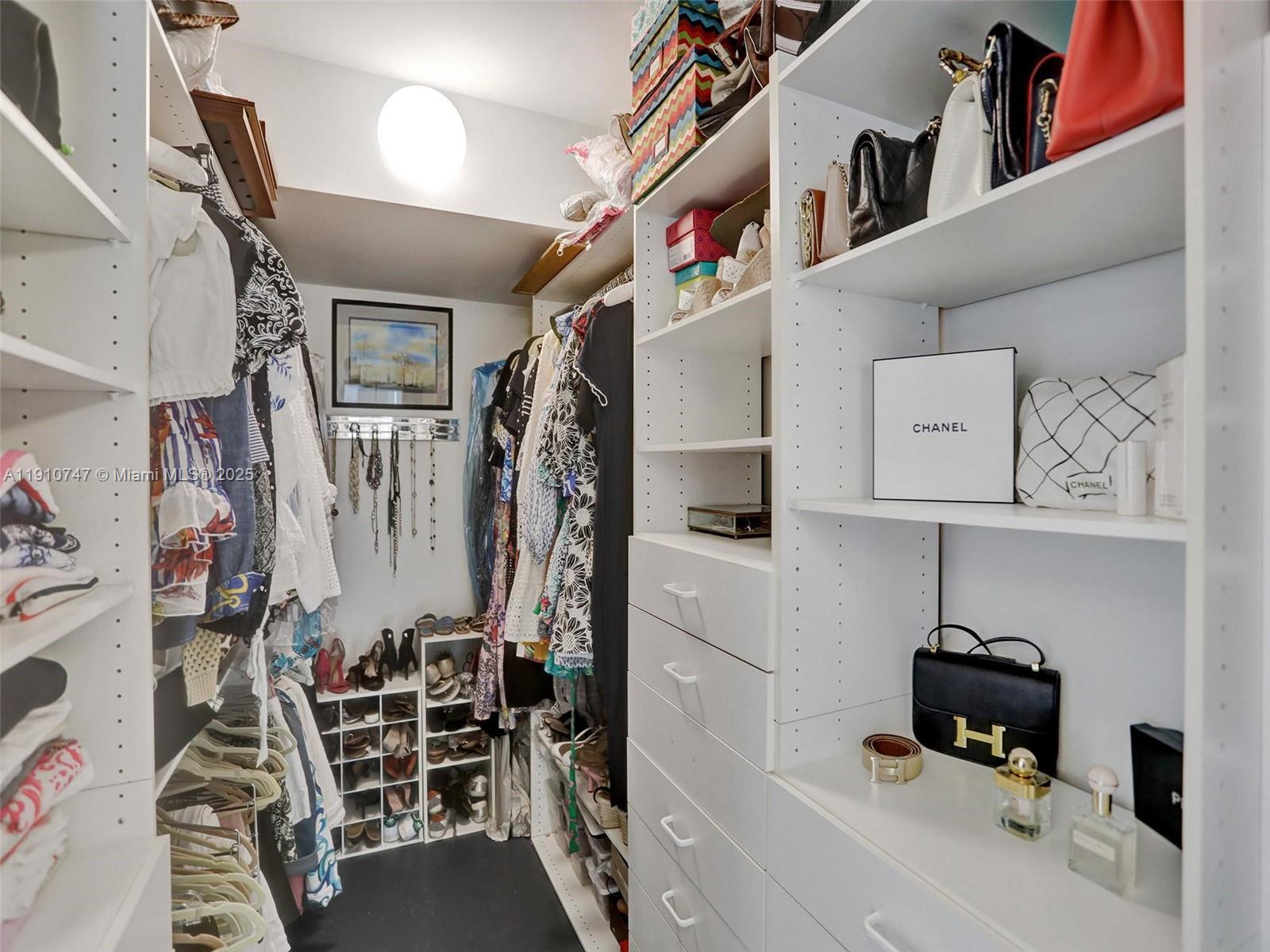 See details 2103 3 / 3 1840 sq. ft. $ 2025-11-08 0 Photo