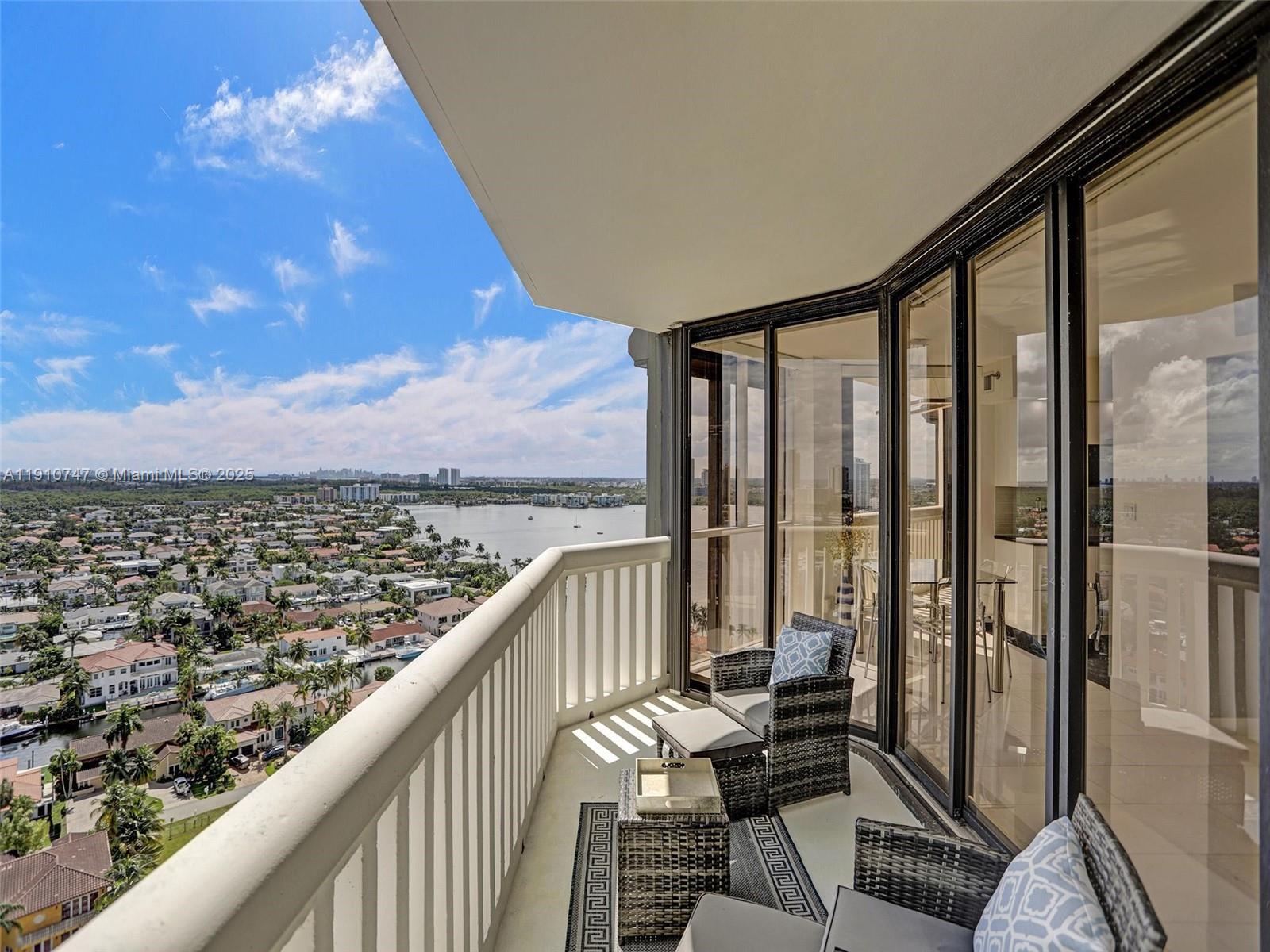 See details 2103 3 / 3 1840 sq. ft. $ 2025-11-08 0 Photo