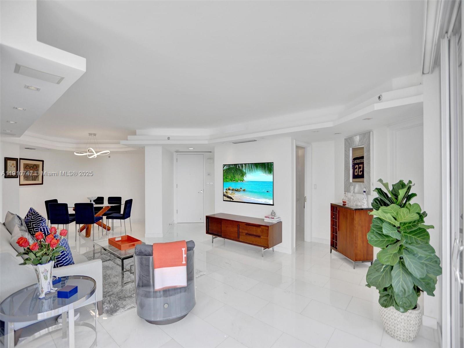 See details 2103 3 / 3 1840 sq. ft. $ 2025-11-08 0 Photo