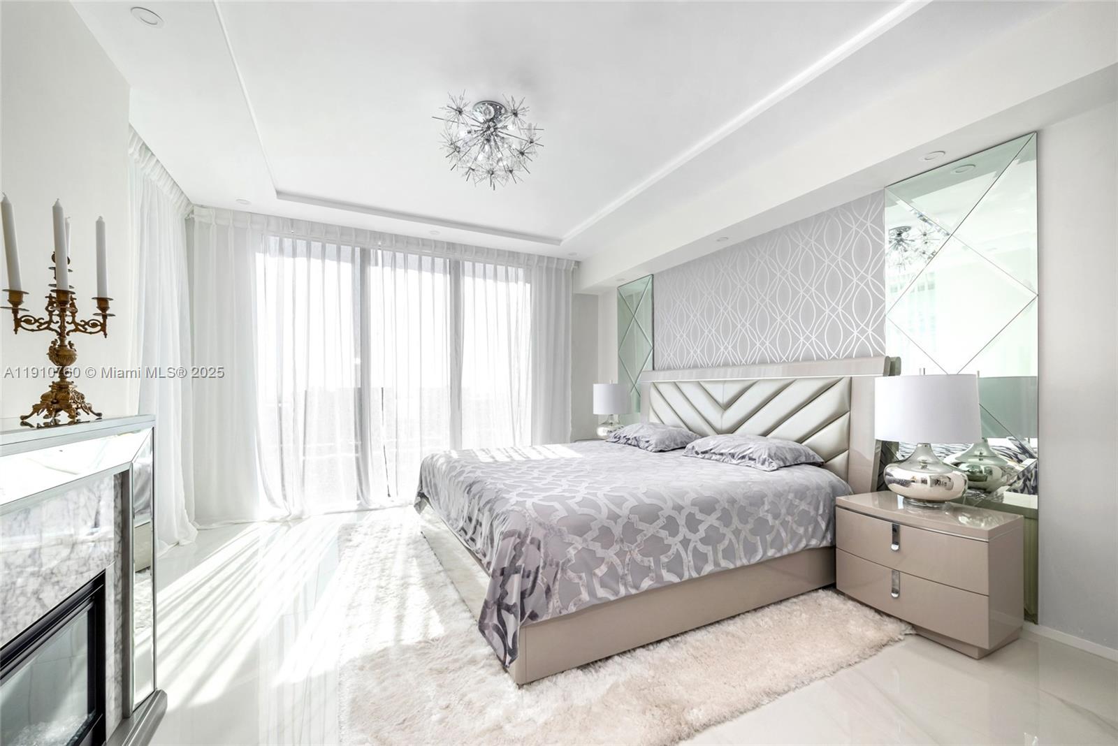 5-1908 2 / 3 1892 кв.футов $ 2025-11-08 0 Фото