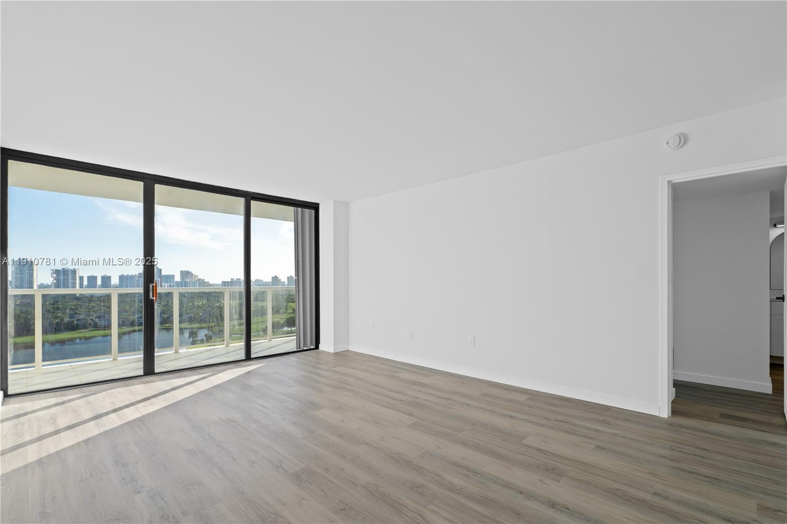 Photo of 3675 Country Club Dr  #1906, Aventura, Florida, 33180 - 