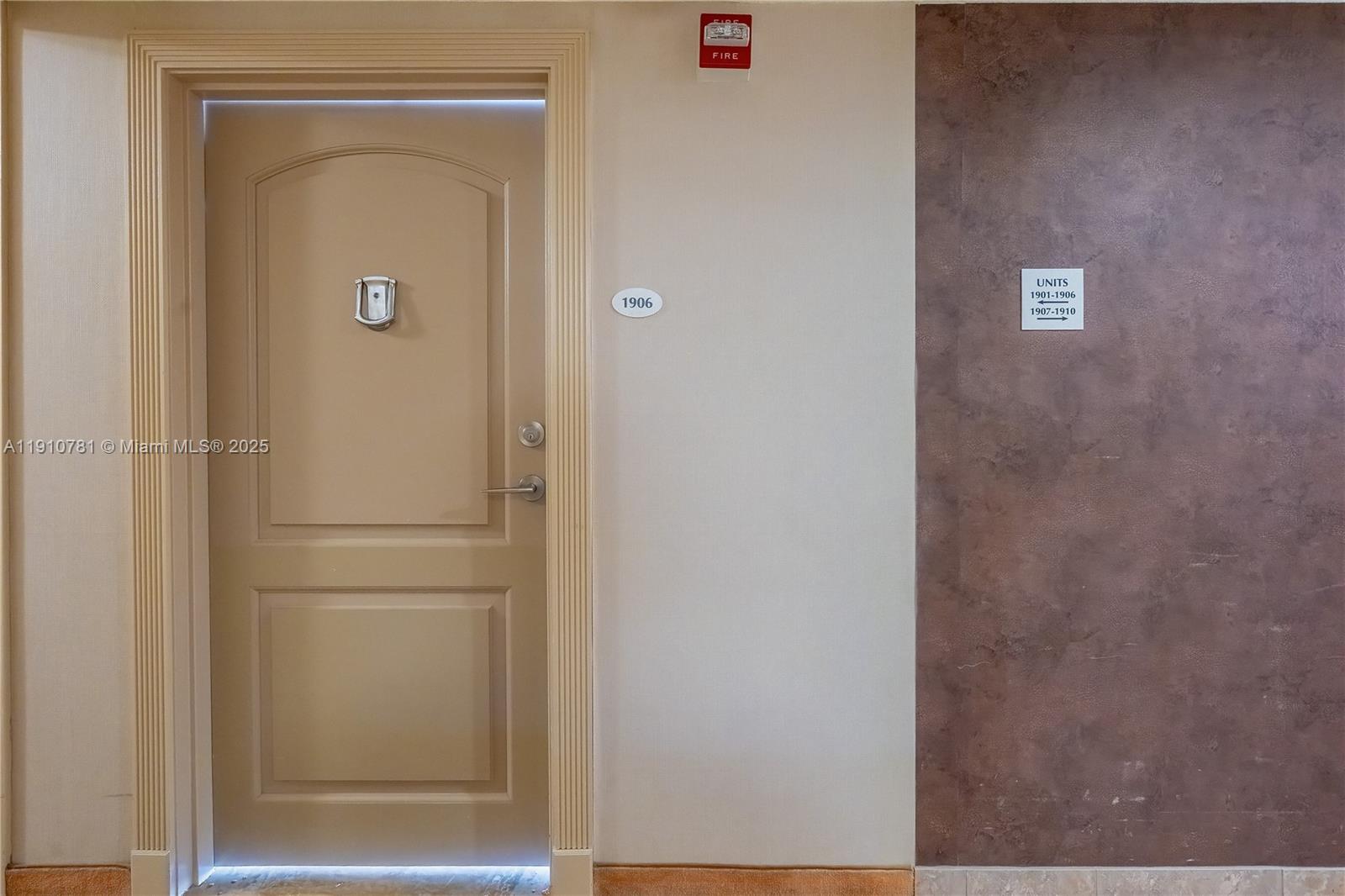 Photo of 3675 Country Club Dr  #1906, Aventura, Florida, 33180 - 