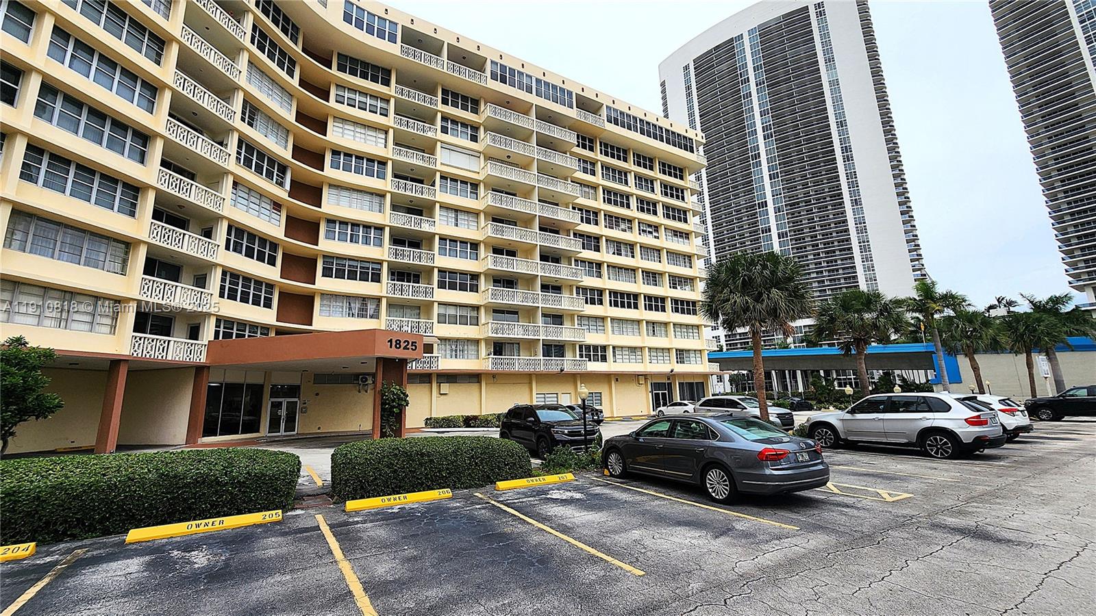 Photo of 1825 Ocean Dr  #209, Hallandale Beach, Florida, 33009 - 