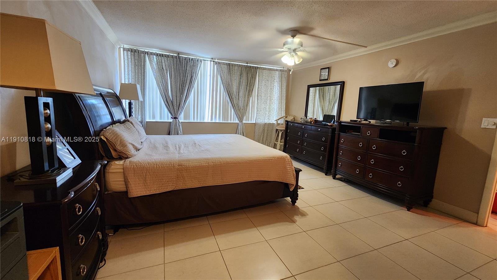 Photo of 1825 Ocean Dr  #209, Hallandale Beach, Florida, 33009 - 
