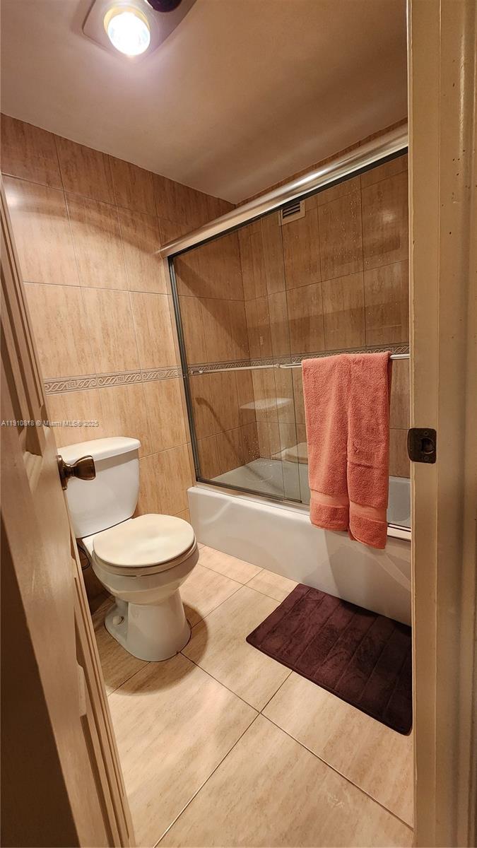 Photo of 1825 Ocean Dr  #209, Hallandale Beach, Florida, 33009 - 