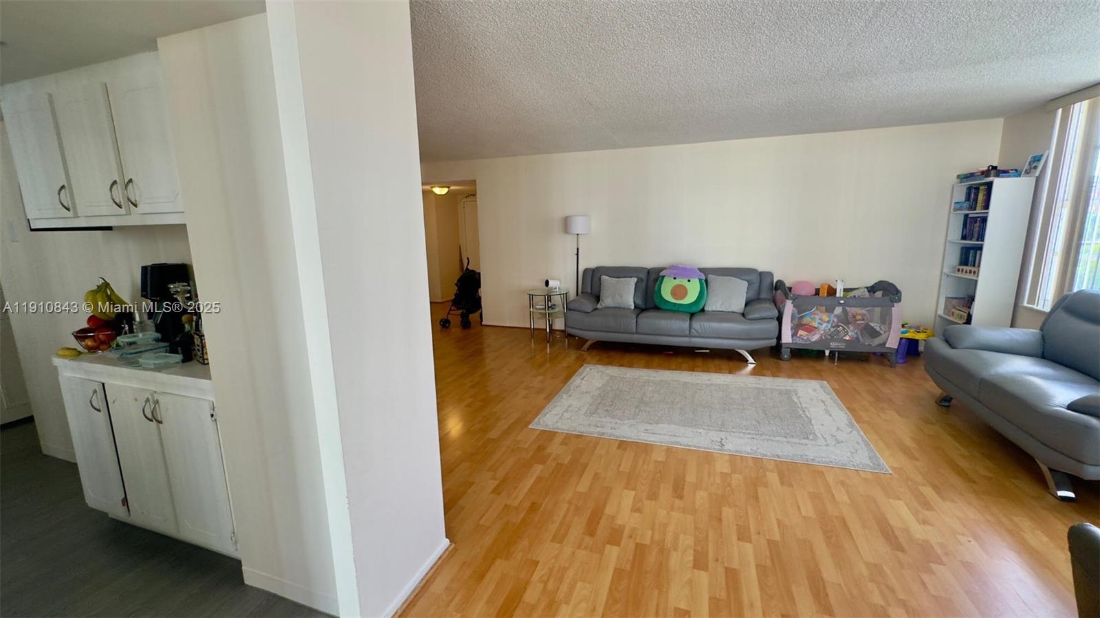 612 2 / 2 1552 sq. ft. $ 2025-11-08 0 Photo