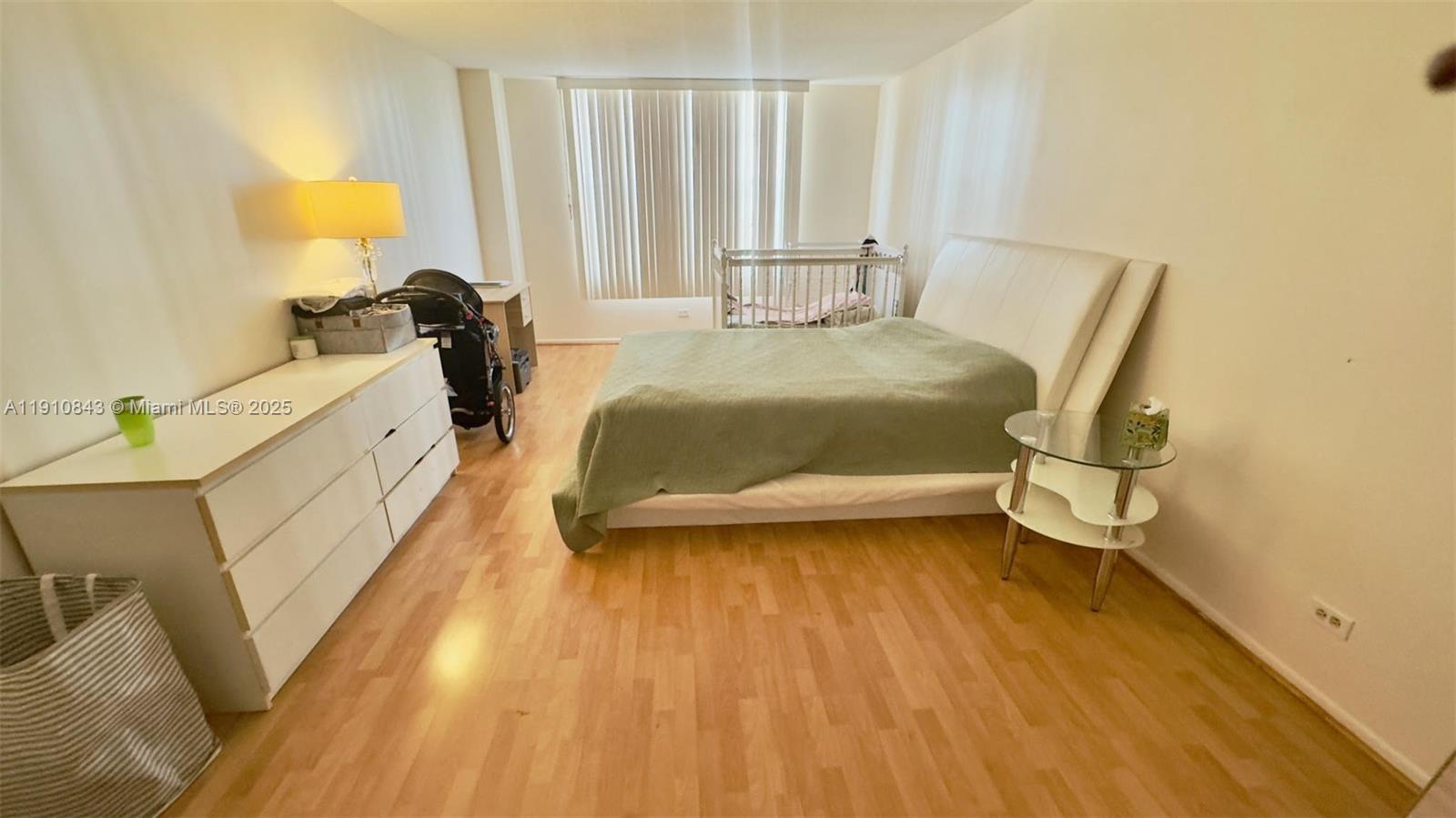 612 2 / 2 1552 sq. ft. $ 2025-11-08 0 Photo