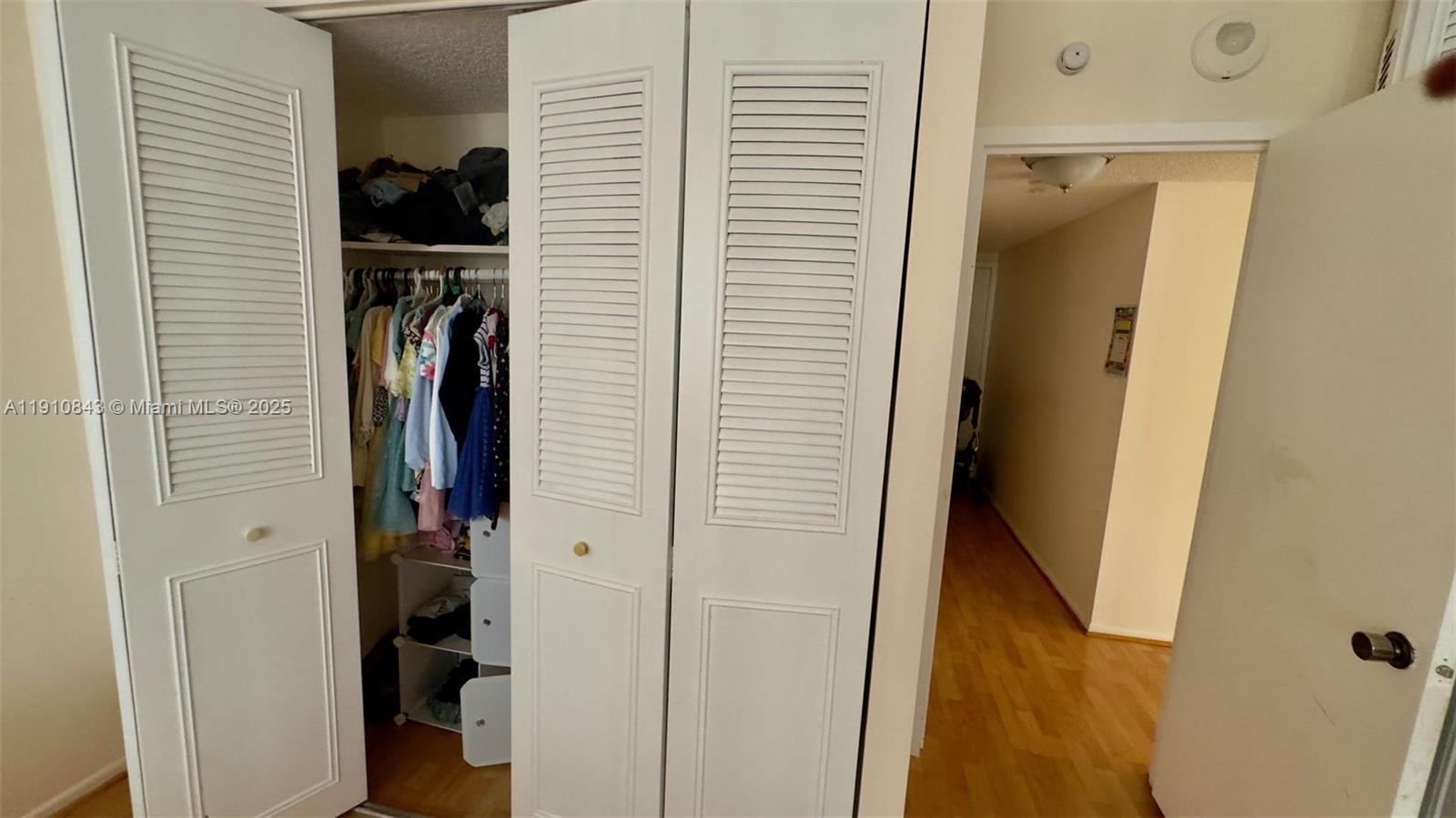 612 2 / 2 1552 sq. ft. $ 2025-11-08 0 Photo