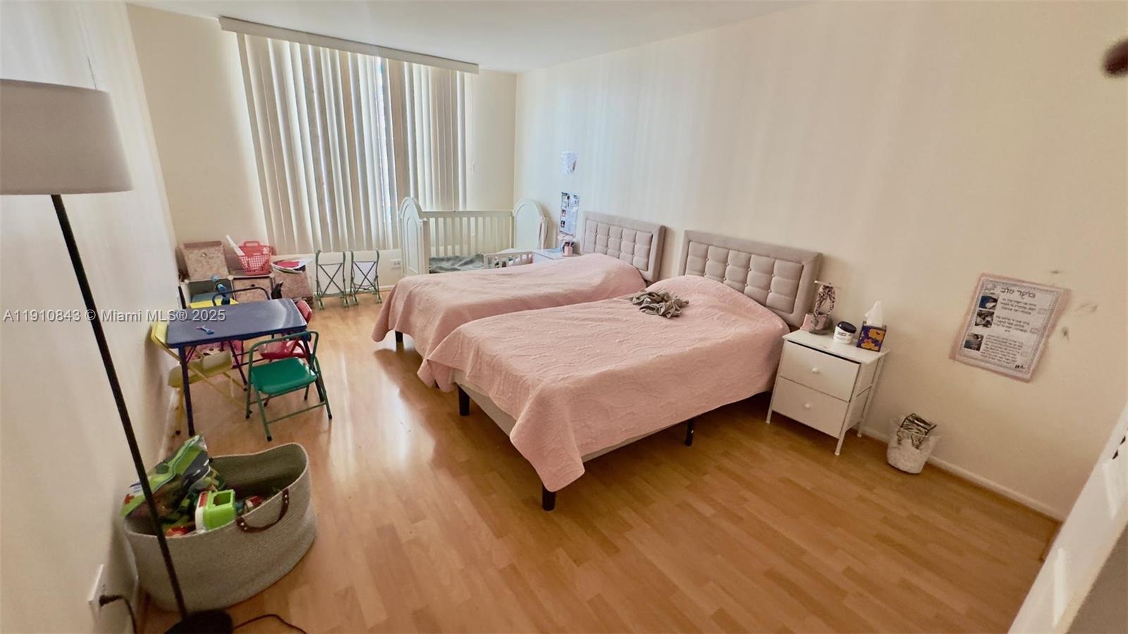 612 2 / 2 1552 sq. ft. $ 2025-11-08 0 Photo