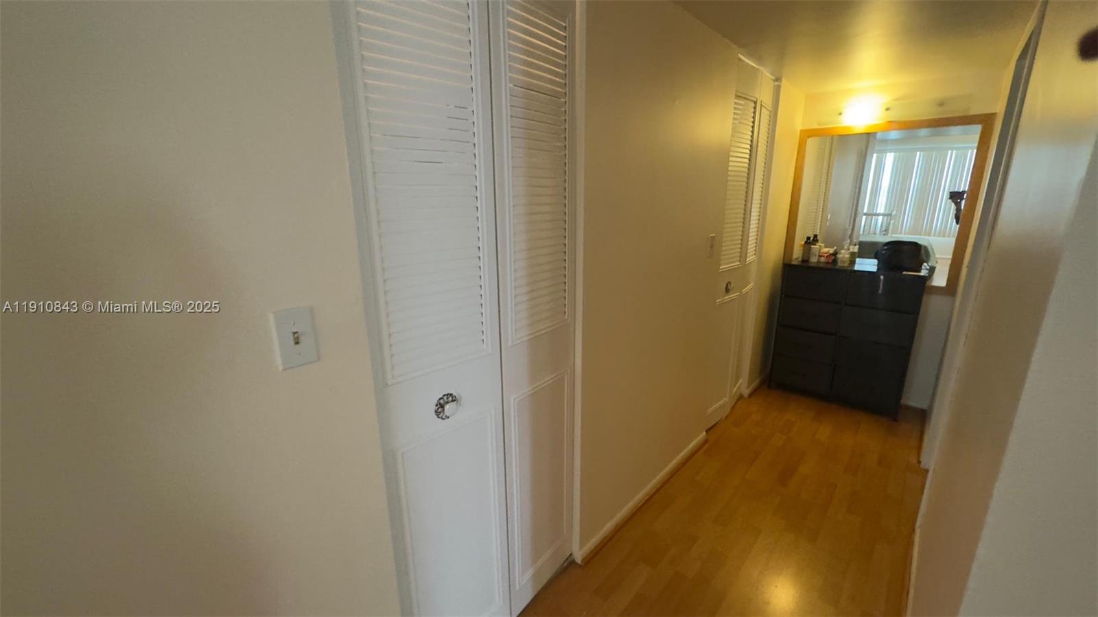 612 2 / 2 1552 sq. ft. $ 2025-11-08 0 Photo
