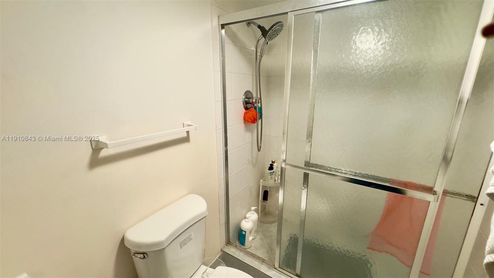 612 2 / 2 1552 sq. ft. $ 2025-11-08 0 Photo