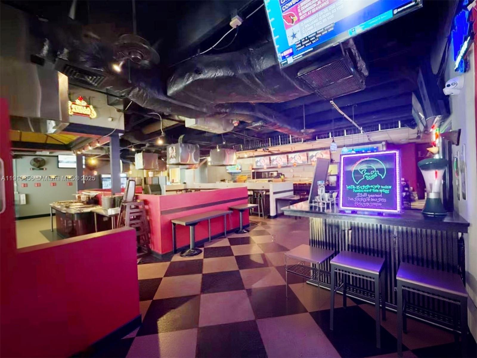 Подробнее / кв.футов $ 2025-11-08 0 Фото