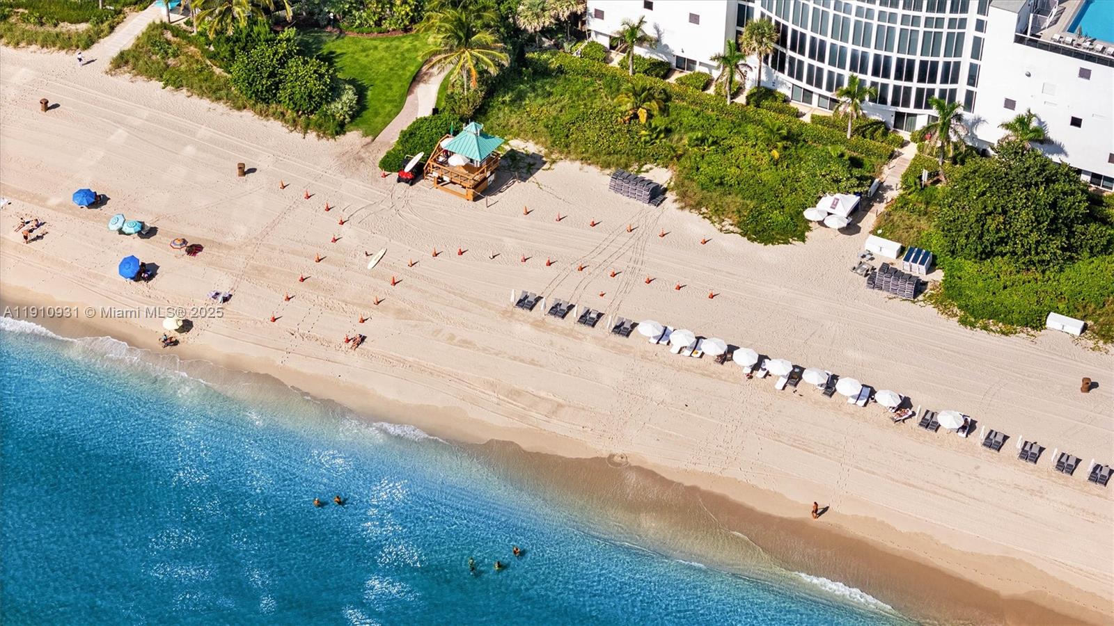 3107 3 / 3 2084 sq. ft. $ 2025-11-09 0 foto