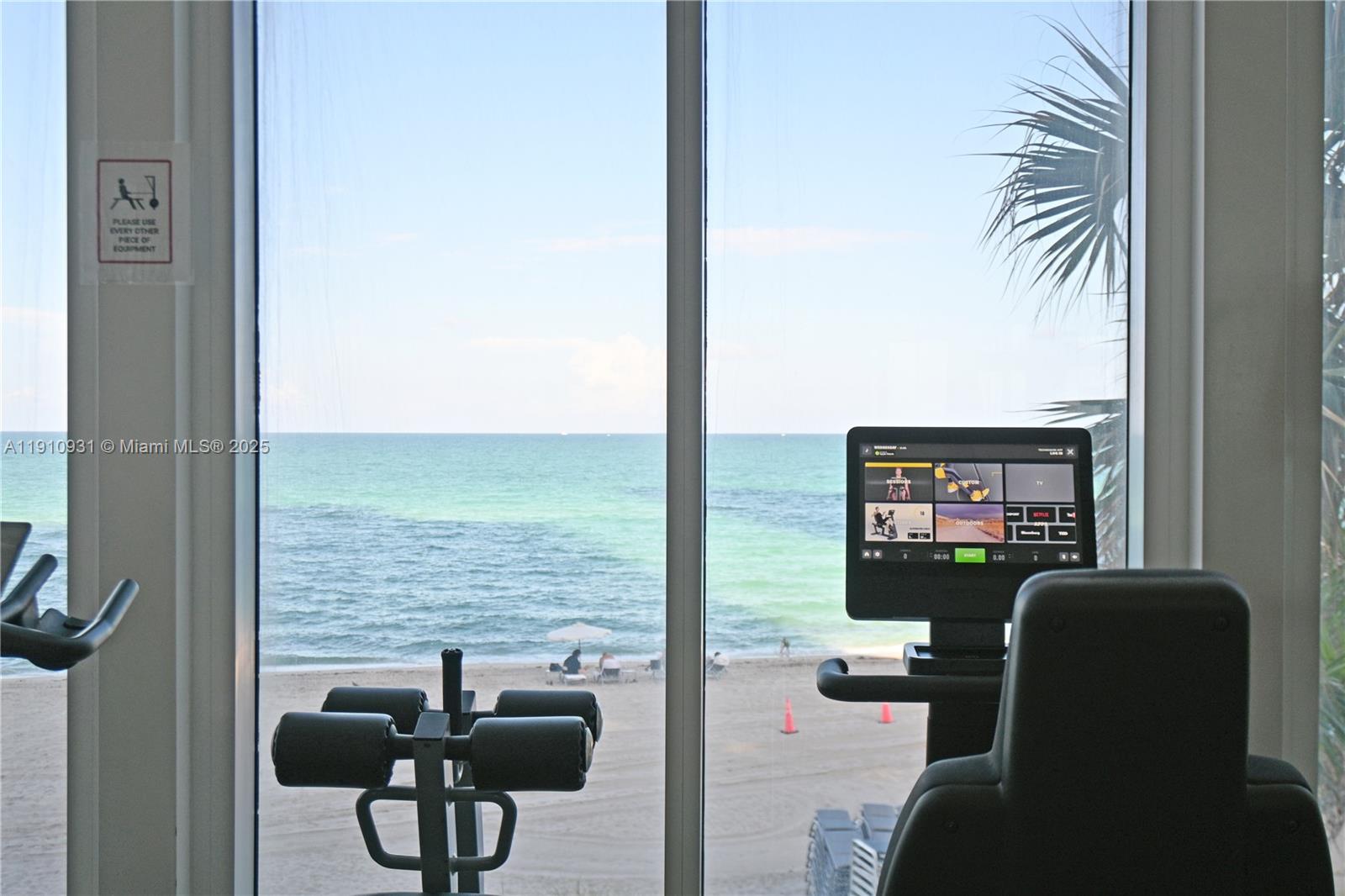 3107 3 / 3 2084 sq. ft. $ 2025-11-09 0 foto