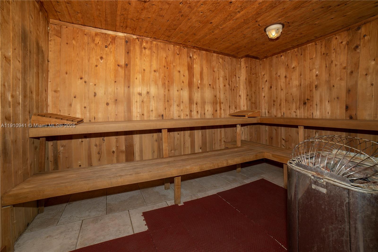 Подробнее 325 2 / 2 1357 кв.футов $ 2025-11-09 0 Фото