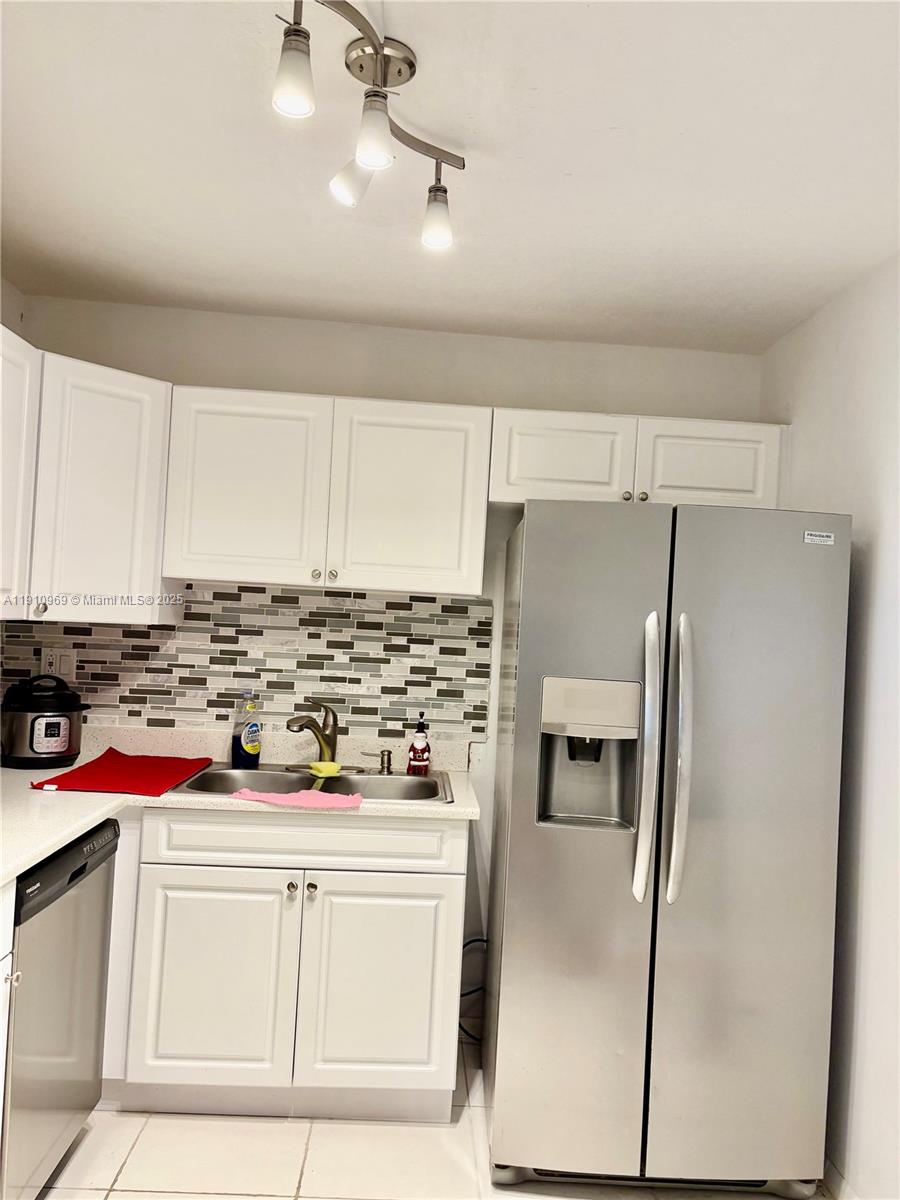 Photo of 500 Three Islands Blvd  #719, Hallandale Beach, Florida, 33009 - 