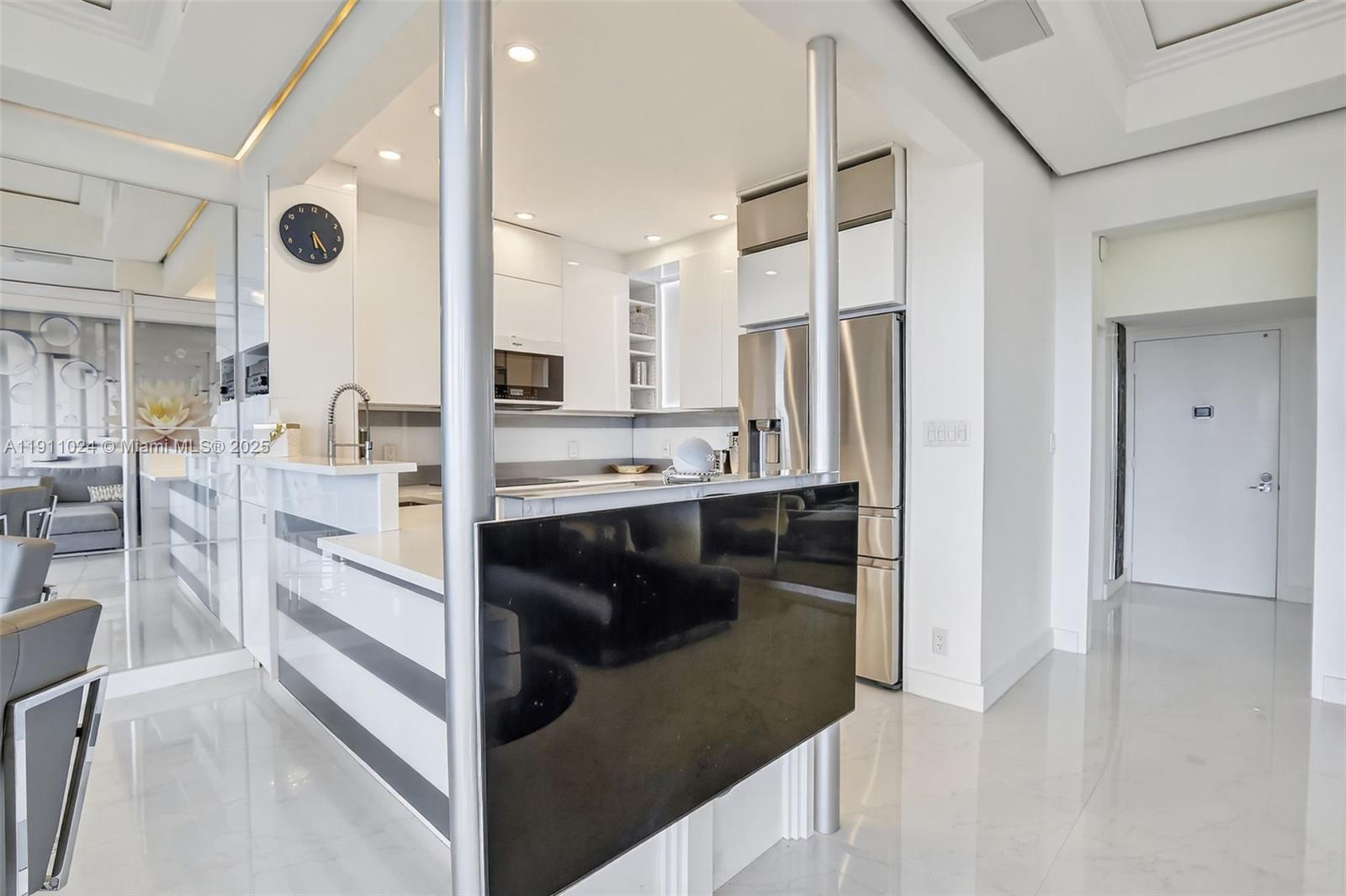 Photo of 20335 Country Club Dr #PH4, Aventura, Florida, 33180 -