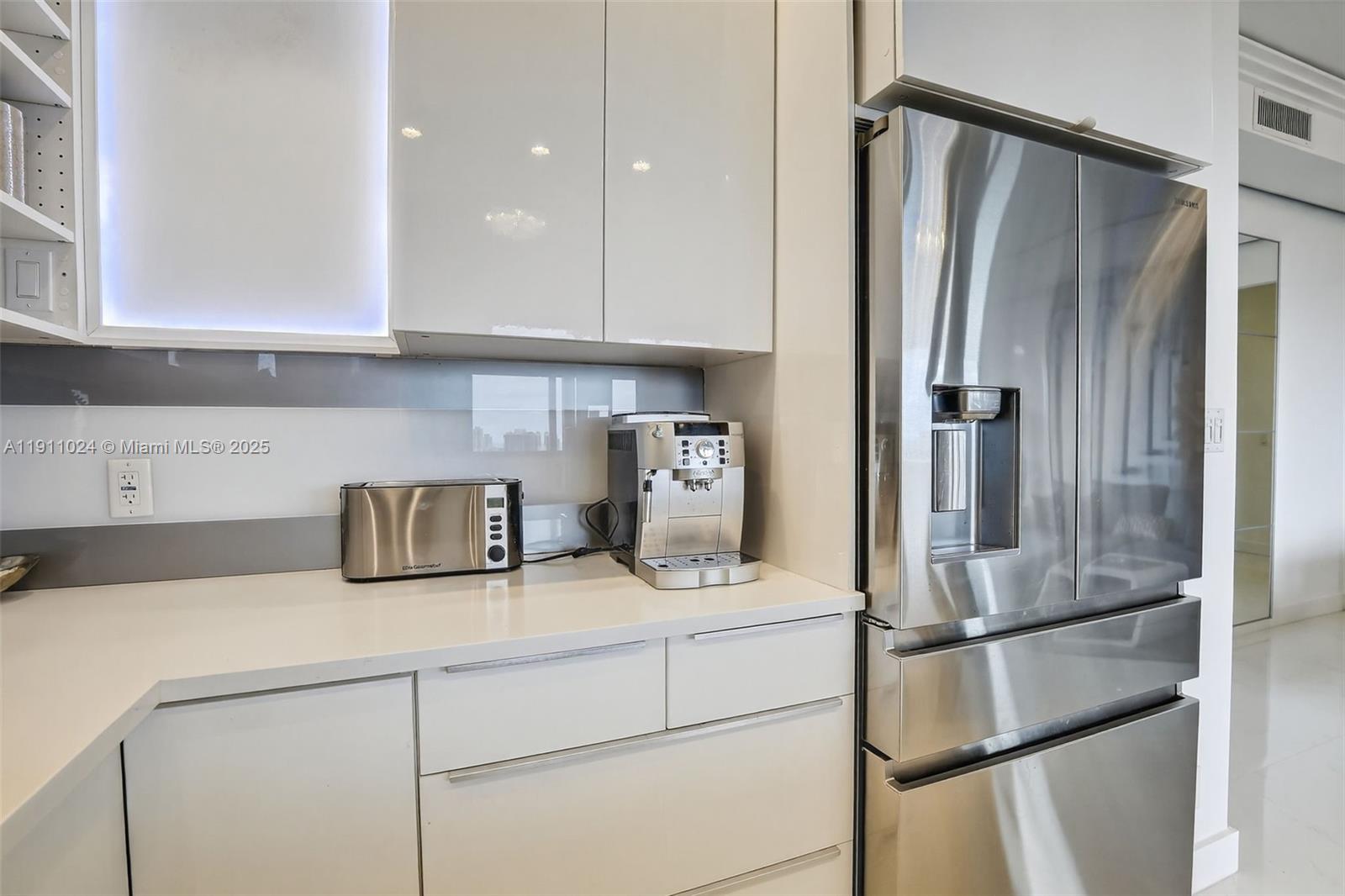 Photo of 20335 Country Club Dr #PH4, Aventura, Florida, 33180 -