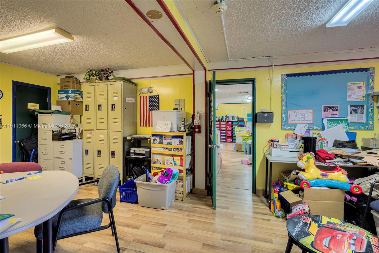 Ver detalles / sq. ft. $ 2025-11-09 0 foto