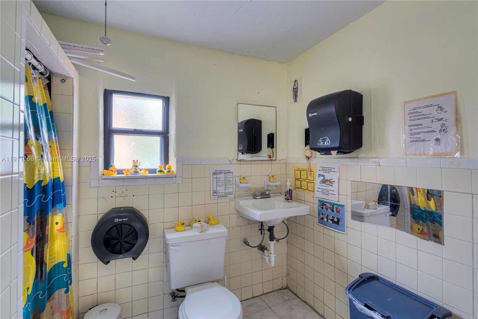 Ver detalles / sq. ft. $ 2025-11-09 0 foto