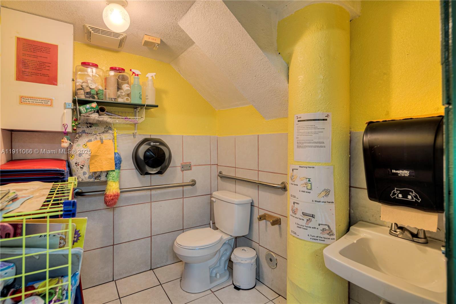 Ver detalles / sq. ft. $ 2025-11-09 0 foto