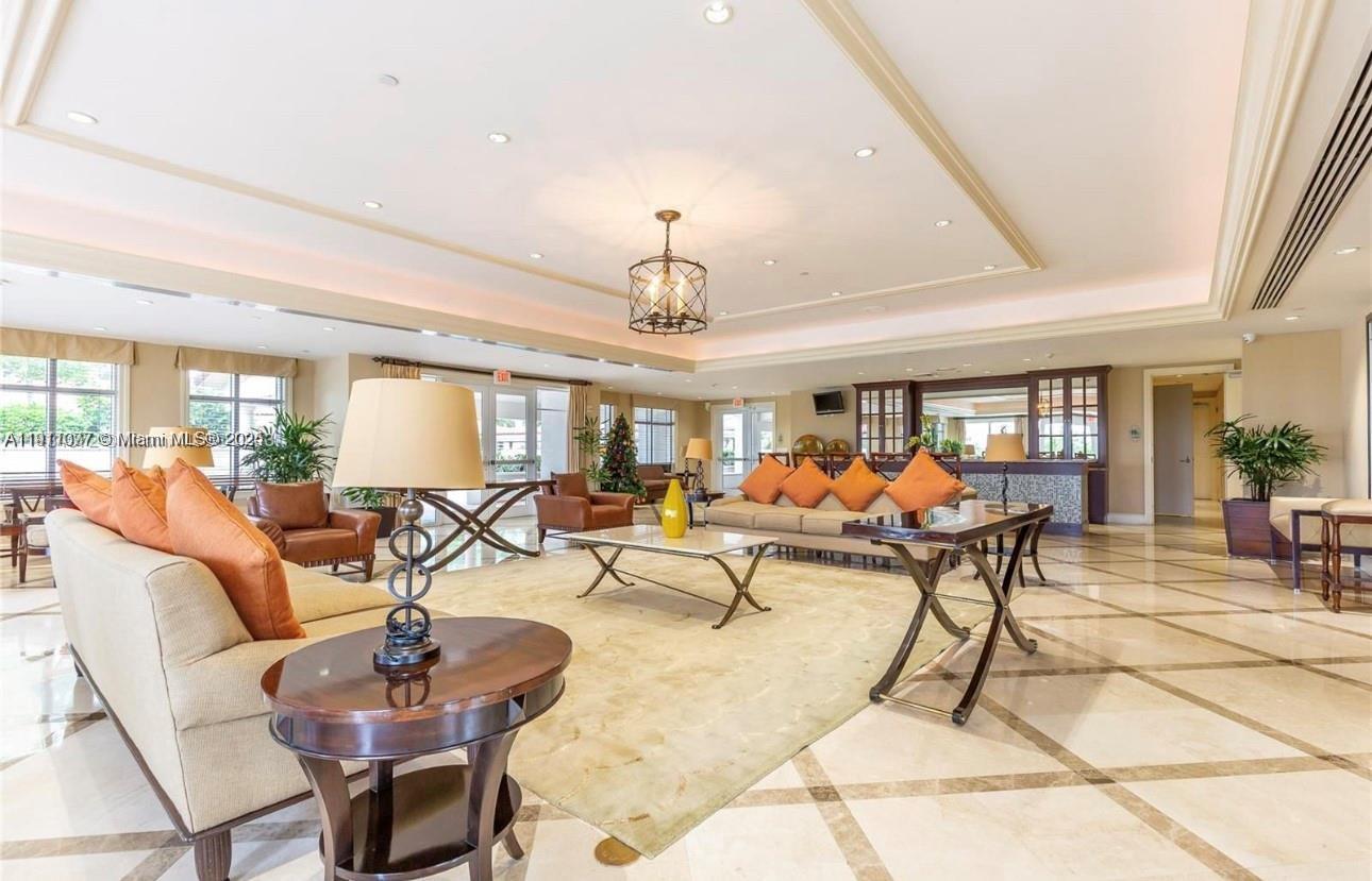 614 1 / 1 900 sq. ft. $ 2025-11-10 0 Photo