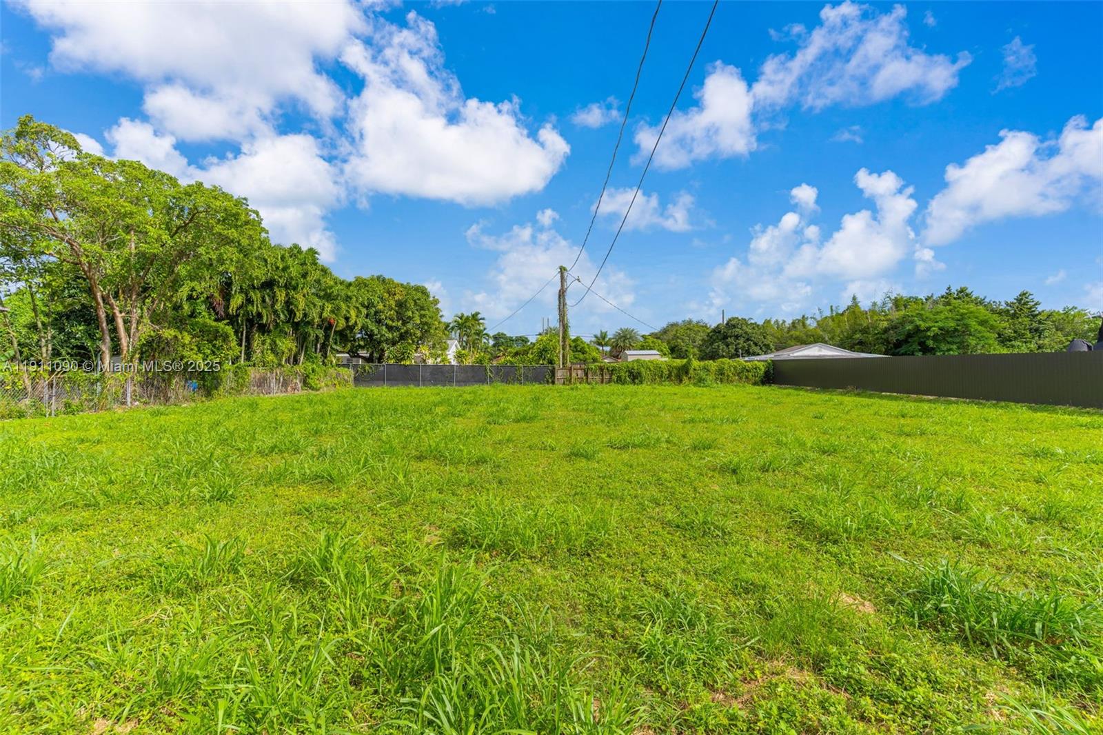   /   sq. ft. $ 2025-11-10 0 Photo