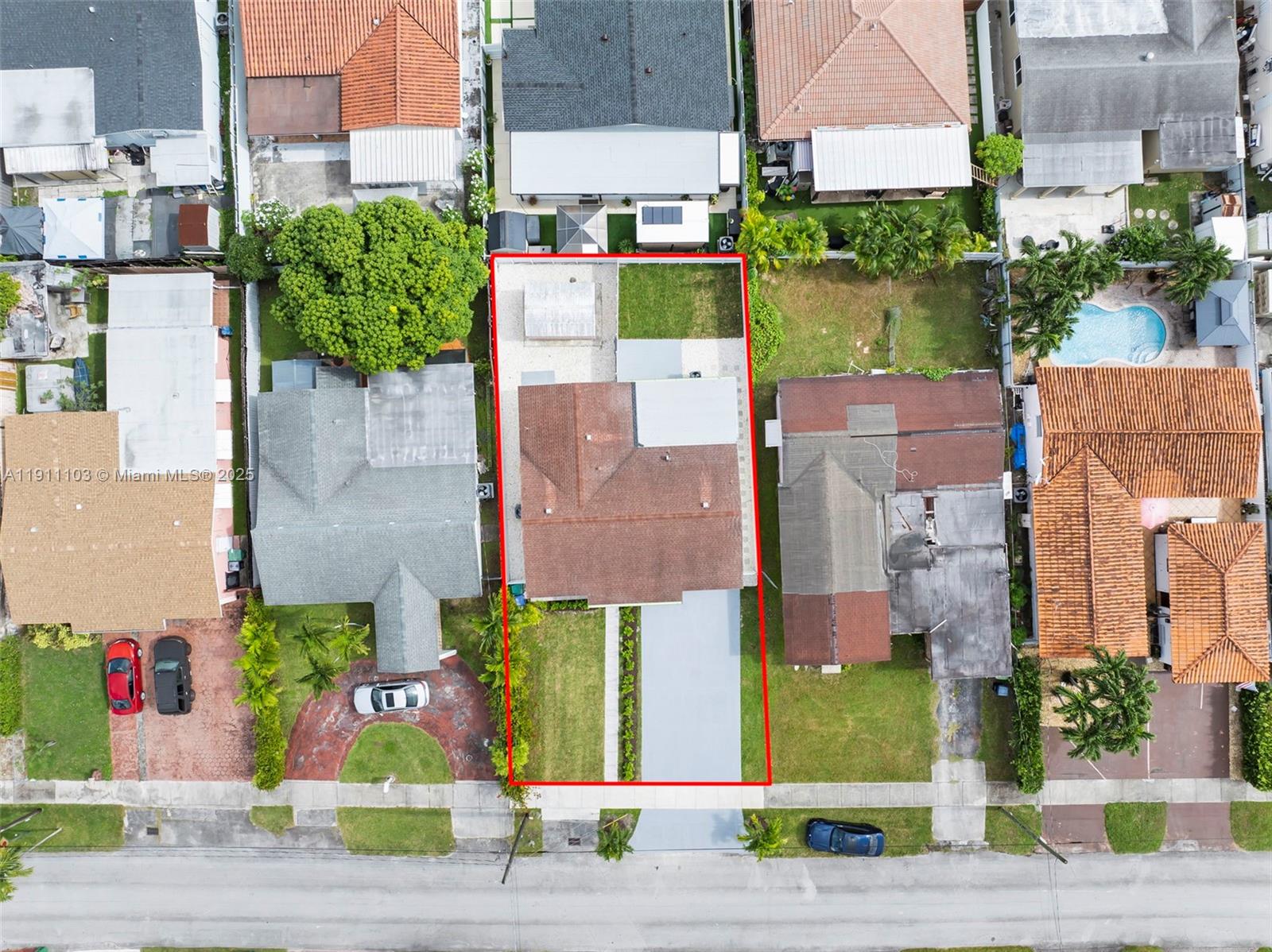   /  1215 кв.футов $ 2025-11-10 0 Фото