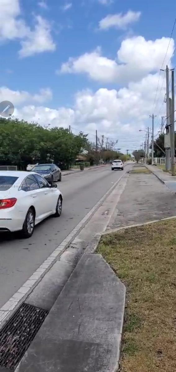 See details / sq. ft. $ 2025-11-10 0 Photo