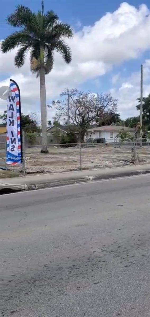 See details / sq. ft. $ 2025-11-10 0 Photo