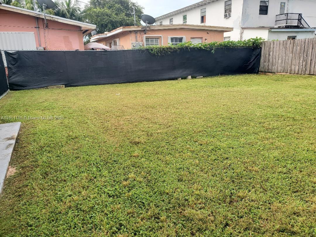 See details / sq. ft. $ 2025-11-10 0 Photo