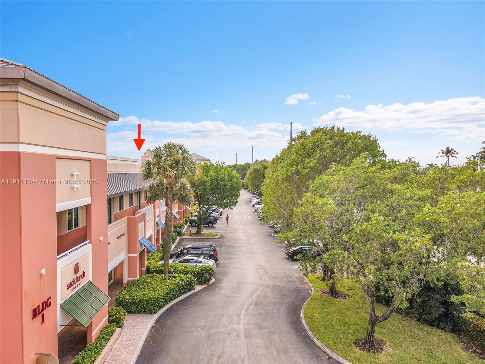 105  /   sq. ft. $ 2025-11-10 0 Photo