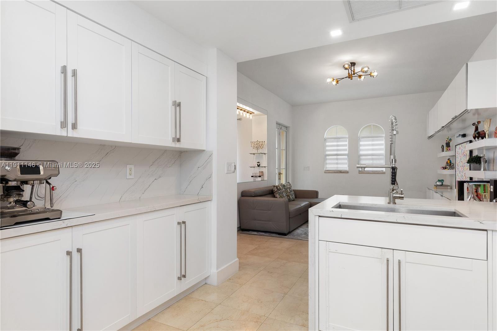 Photo of 18395 30th Ct (18395), Aventura, Florida, 33160 -