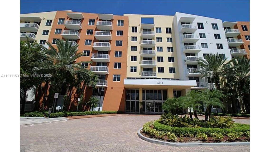 Photo of 2775 187th St  #PH22, Aventura, Florida, 33180 - 