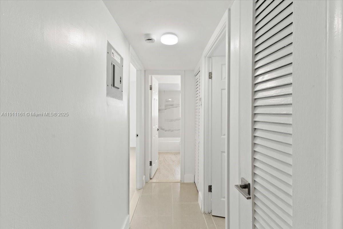 Photo of 319 14th Ave  #201, Hallandale Beach, Florida, 33009 - 