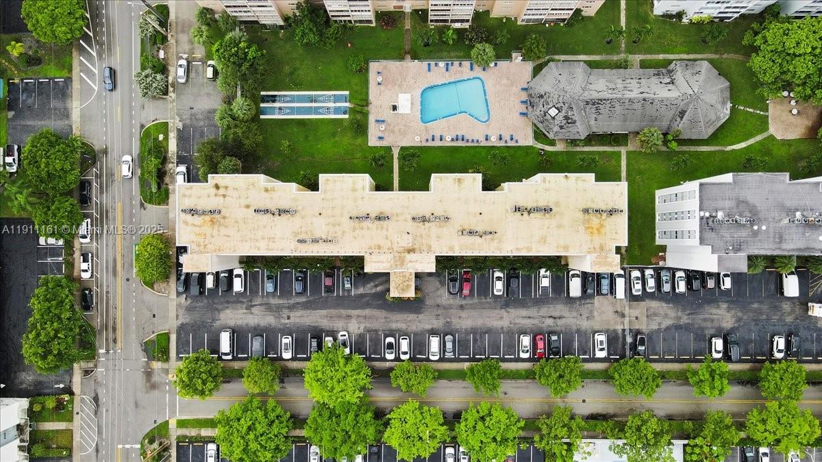 Photo of 319 14th Ave  #201, Hallandale Beach, Florida, 33009 - 