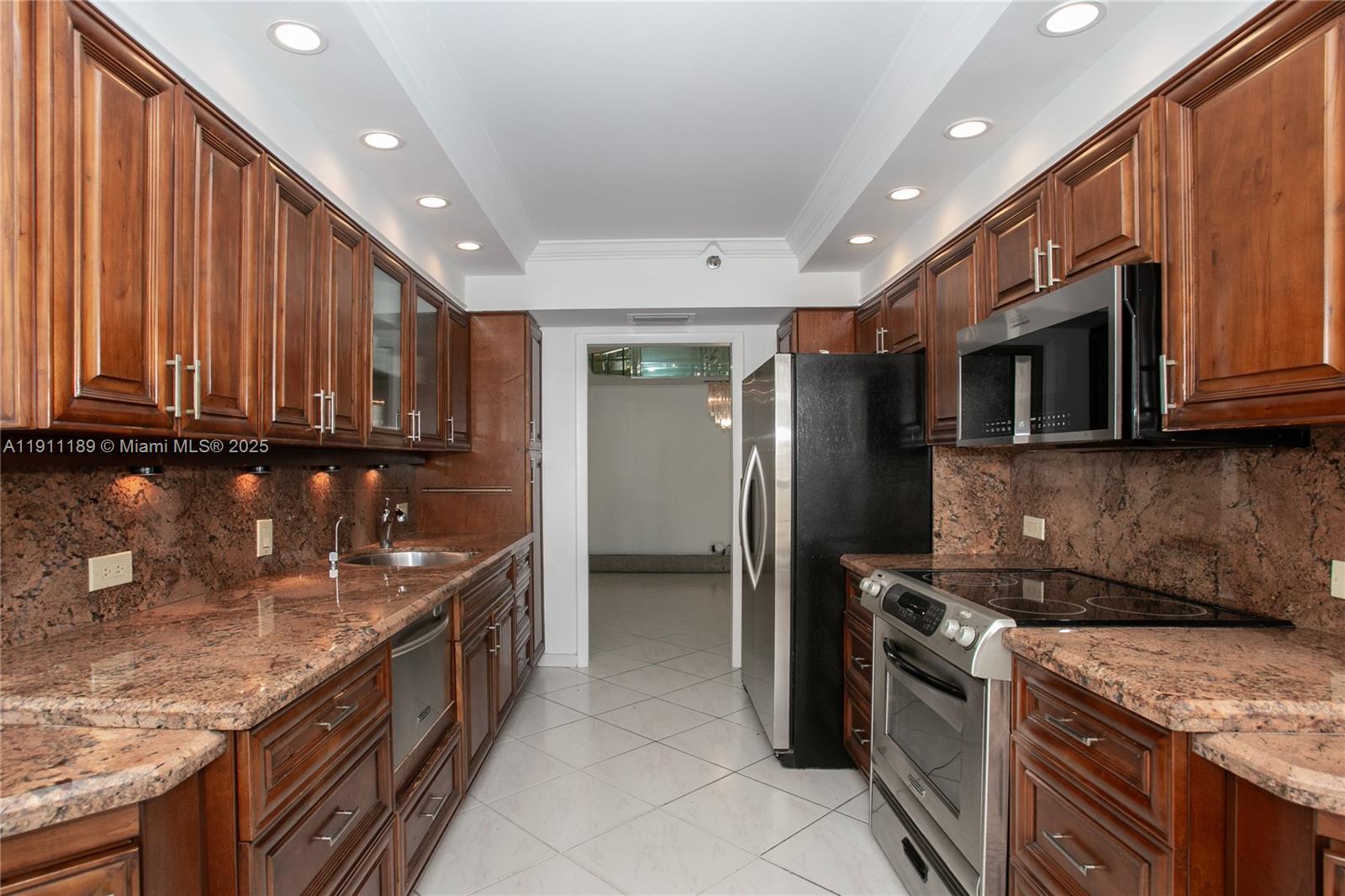 Photo of 20191 Country Club Dr #2103, Aventura, Florida, 33180 -