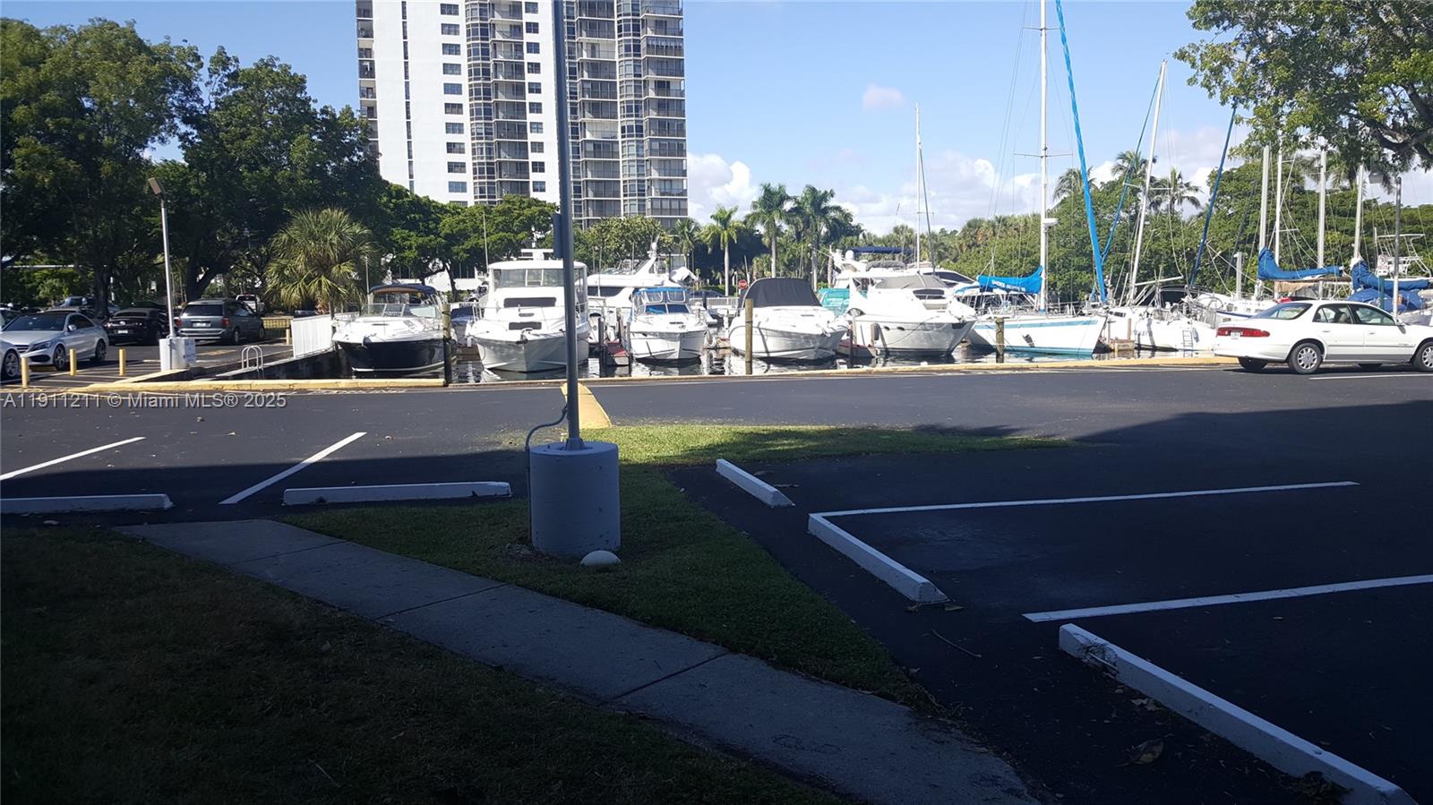 Photo of 3401 Country Club Dr  #412, Aventura, Florida, 33180 - 